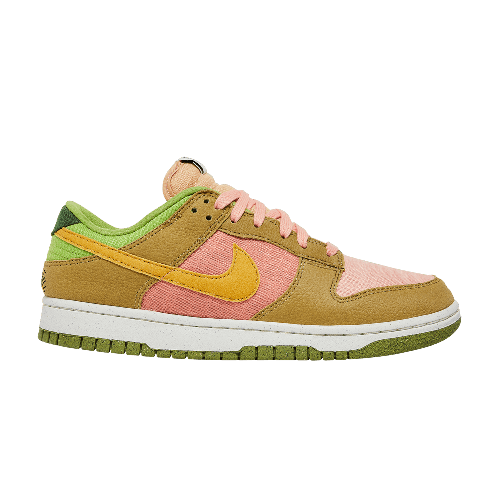 Dunk Low 'Sun Club - Arctic Orange Sanded Gold'