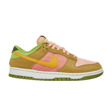 Dunk Low 'Sun Club - Arctic Orange Sanded Gold'