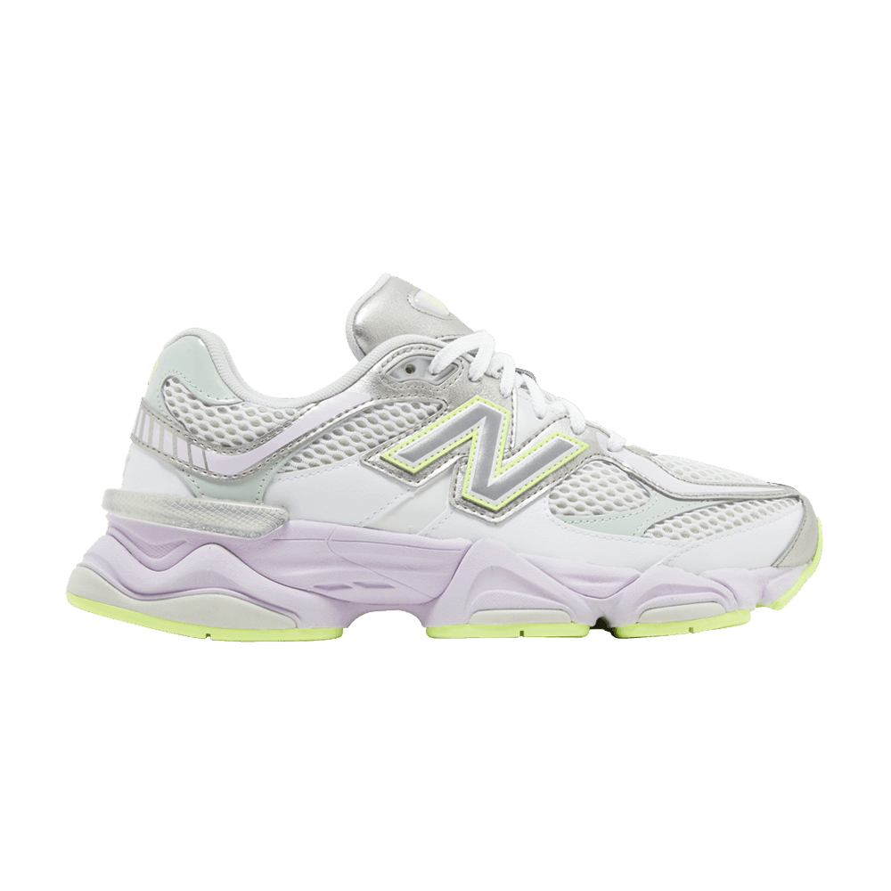 9060 'White Taro'