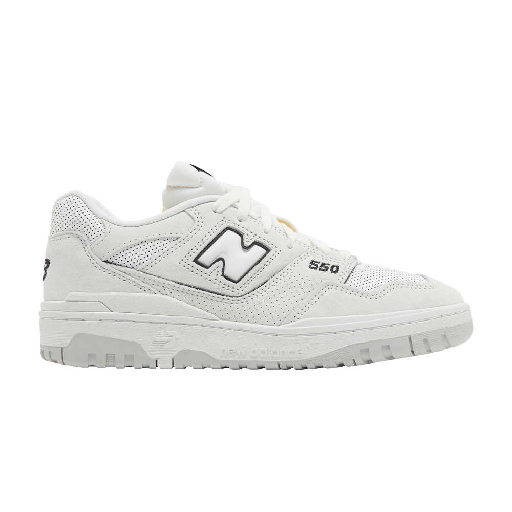 550 'Reflection White'