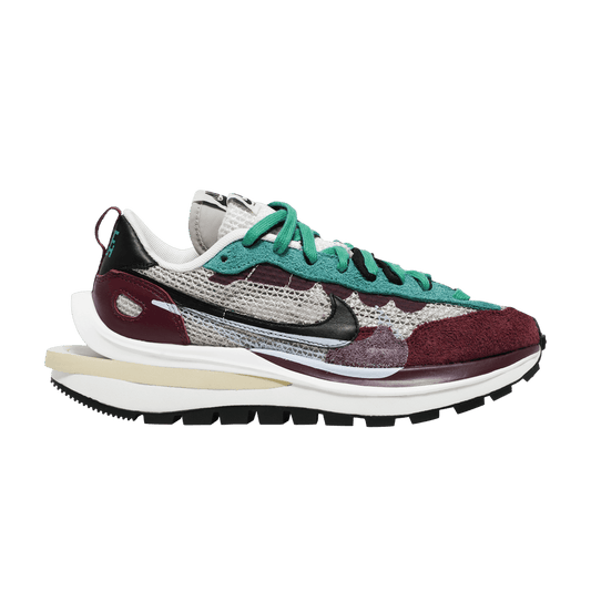 sacai x VaporWaffle SP 'Villain Red'