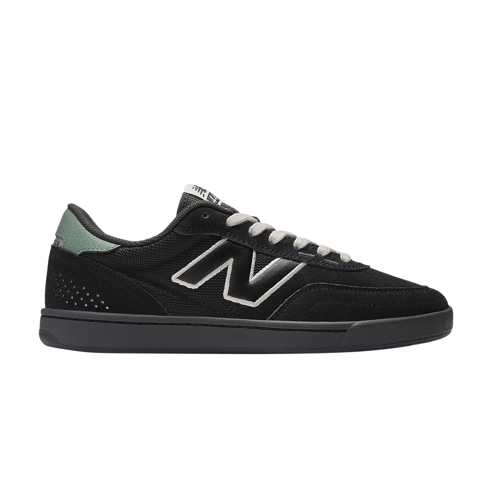 Numeric 440 V2 'Black White Green'